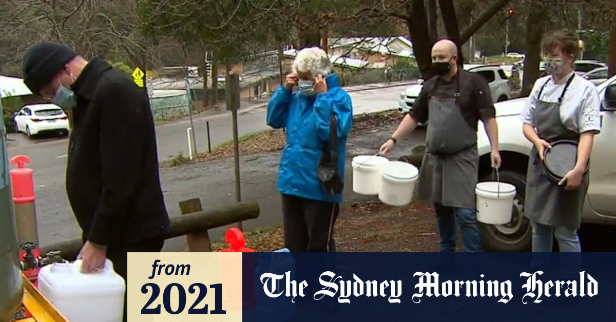 Video Thousands told not to drink tap water in Melbourne